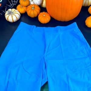 Mens Carolina Blue Under Armour Golf Shorts! Stretchy! Mint condition! 36 waist!